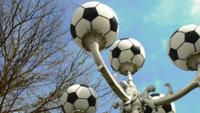 传统品牌足球赛增添节日氛围 五华8支球队角逐球王杯