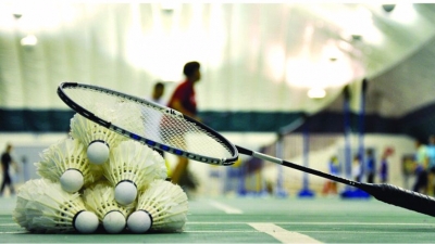 前国羽教头侯加昌回梅“传薪火”   勉励小球员为梅羽争光