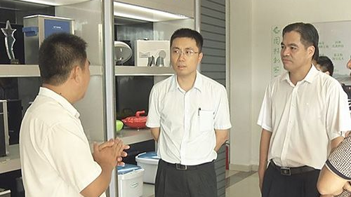 吴泽桐到蕉岭调研工业经济发展 县长刘彩波等陪同