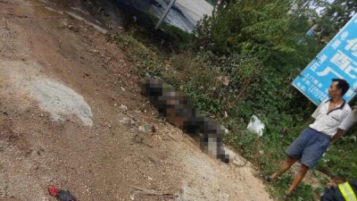货车摩托相撞引发燃烧，摩托车驾驶员被烧焦致死！事发五华