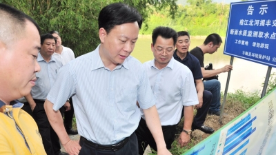 谭君铁到丰顺调研强调 ：确保榕江北河水质如期稳定达标  