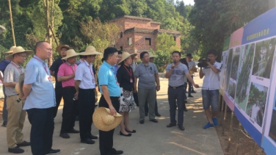 区政协主席赖经烈率队视察梅江区创文工作