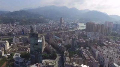 副厅以上老同志到丰顺考察