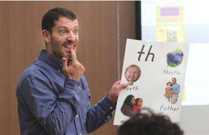 别输在起跑线上，幼儿园就学英语！梅州家长您怎么看？