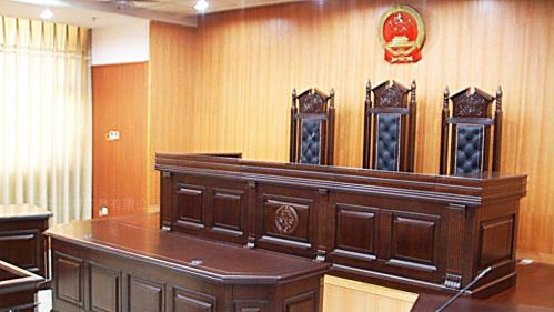 学生校园“开庭”办案 市县两级法院法制宣传进校园