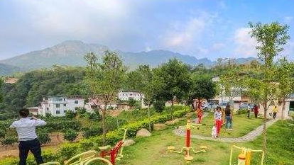 市政协到梅县视察农村公共文化建设工作