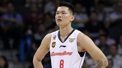 CBA第一人，说“8”出再见：朱芳雨8号球衣退役