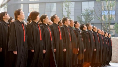 最高法：法官辞职后限制期内不得受聘于律师事务所