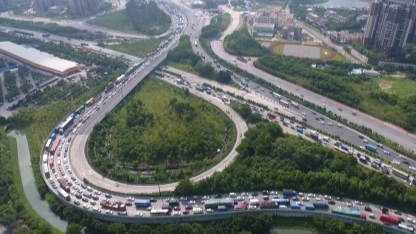 为啥这么堵？假期8天广东高速公路车流量约4870万辆次