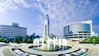 嘉应学院举办考研指导讲座  