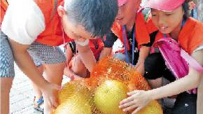 情系中秋，梅州小掌柜 ——梅州日报小记者职业体验活动侧记