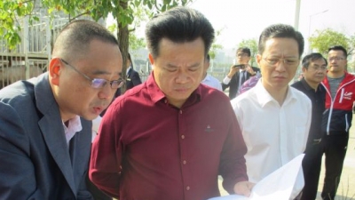 县委书记朱汉东深入基层调研教育工作 