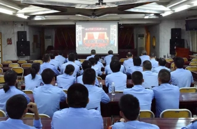 蕉岭县公安局组织民警观看十九大直播