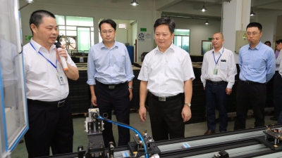 方利旭率队到梅州高新区调研  他强调了这些...