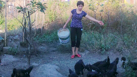 草根者说丨“只要勤劳肯干，没有迈不过的坎”