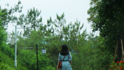 青青子衿丨岁月成就最好的自己