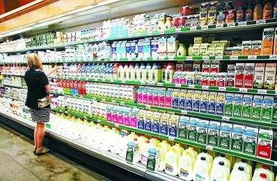 全球奶价又迎涨声？ 乳企：不敢轻言涨价