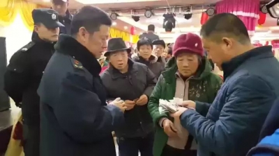 “偷偷”干了这件事，这位工商局长火了！