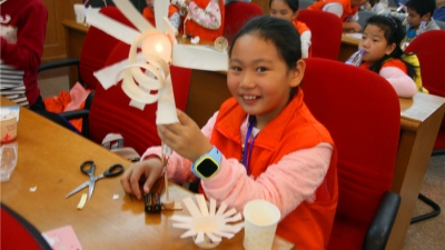 活动播报丨DIY折叠小台灯