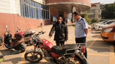 兴宁男子骑摩托到五华做客，撞了人还逃逸…