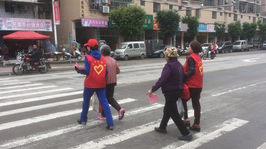 巩固提升文明城市 大埔人在行动