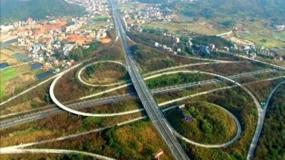 全景看梅县：交通路网渐完善 区位优势更明显