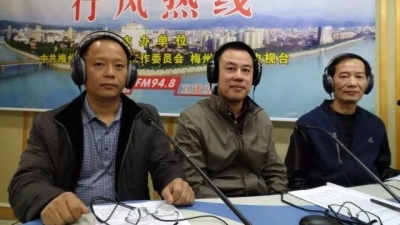 快递公司对快件提供至少2次免费投递，未能投交可收额外费用