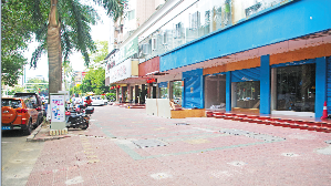 彬芳大道中商家私设“停车场”情况得到整治