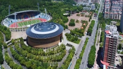 钟光灵张运全率队检查新县城品位提升工程