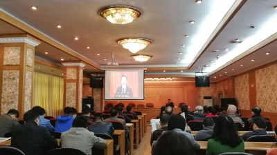 梅州日报社举行学习十九大精神辅导报告会