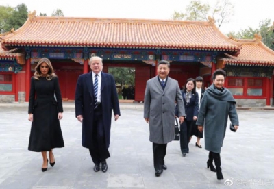 习近平夫妇陪同特朗普夫妇参观故宫博物院