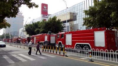 大型消防演练今天上午在客都汇举行，市民莫惊！