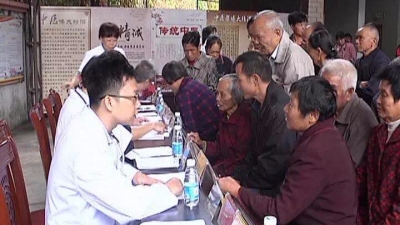 送医送药送健康，泗水卫生院迎来市级医院专家