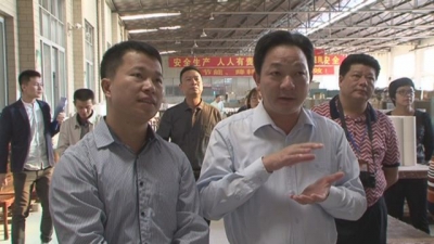 省交叉检查组莅埔检查陶瓷行业粉尘危害专项治理工作