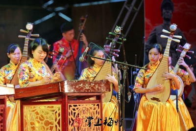 纪念“八一”起义军三河坝战役90周年文艺晚会在大埔举行