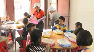 平远创新校园供餐模式！“中央厨房”守护校餐安全