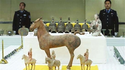 1100余件文物，91人落网，文物盗卖背后几多"黑手"?
