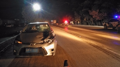 惨烈！两名工人过马路时遭碾压身亡，事发梅县白渡