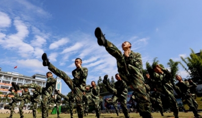 武警梅州市支队举行新兵分配大会 120余新兵踏上新征程