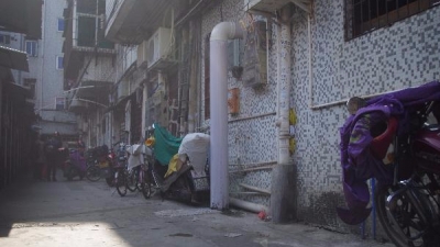 餐饮店油烟直排下水道，梅城这栋楼的住户被熏惨了