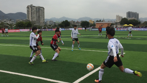 梅州两球队代表广东参战全国青少年足球冠军杯赛总决赛