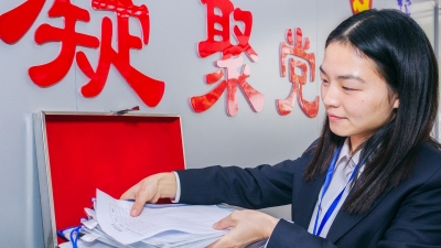 五华县政务服务中心：服务窗口“1分钟搞定”成常态