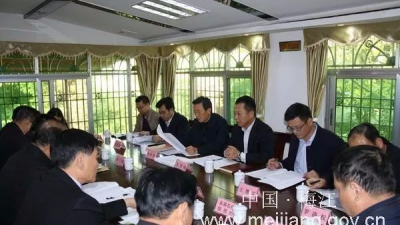 朱国城率队到区供销合作联社调研