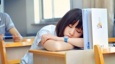 教育部规范义务教育学校管理：保证初中生9小时睡眠时间
