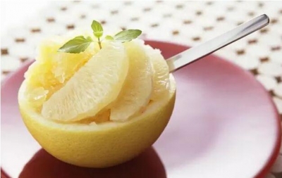 芳草地丨第一次开金柚