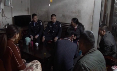 父亲逃亡22年三个孩子无户口 兴宁民警协助解决难题