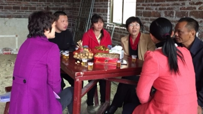 五华县妇联到双华镇检查指导工作