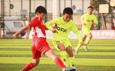 广东省青少年乙组足球锦标赛开赛 梅州男队4：0轻取汕头队