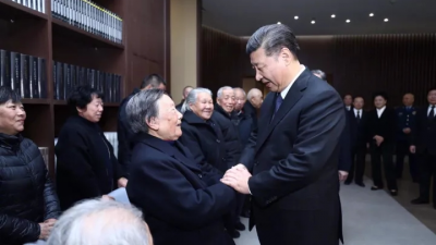 习近平：擦清历史的镜子，走好未来的路