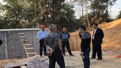 省督查组到梅江区督查村村通自来水工程建设工作